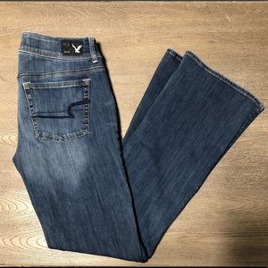 AE Kick Boot jeans